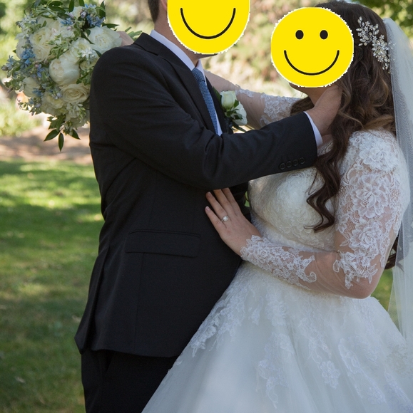 Ivory Wedding dress - Picture 5 of 12